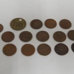 Lote: 21 - Lote: 21 - Lote compuesto por fichas de estancia y 2 piedras de ondas