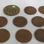 Lote: 21 - Lote: 21 - Lote compuesto por fichas de estancia y 2 piedras de ondas