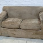Lote: 100 - Lote: 100 - Sillón de 2 cuerpos