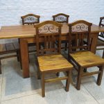 Lote: 106 - Lote: 106 - Mesa de comedor con 6 sillas