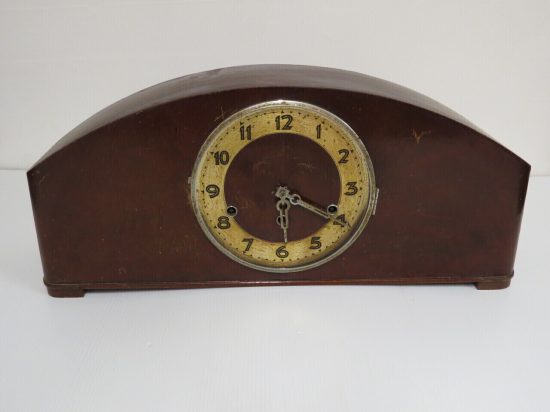 Lote: 64 - Lote: 64 - Reloj de mesa antiguo