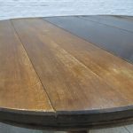 Lote: 107 - Lote: 107 - Mesa de comedor de estilo