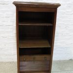 Lote: 121 - Lote: 121 - Mueble archivador de cortina