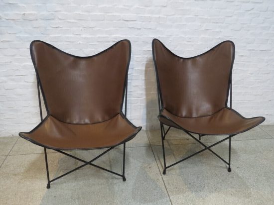 Lote: 98 - Lote: 98 - Par de sillones africanos