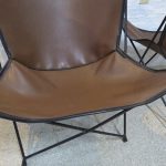 Lote: 98 - Lote: 98 - Par de sillones africanos