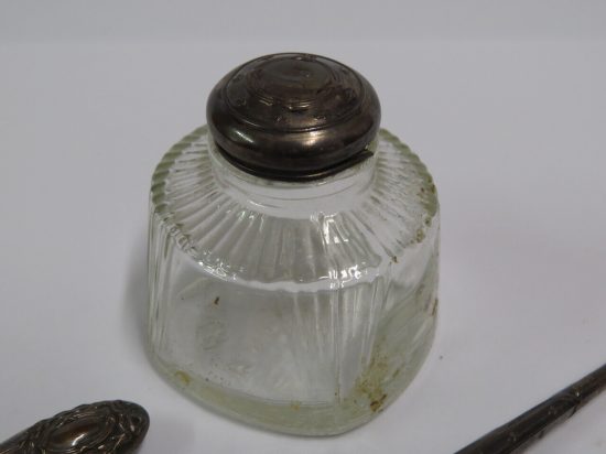 Lote: 73 - Lote: 73 - Antiguo juego de escritorio
