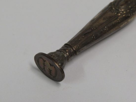 Lote: 73 - Lote: 73 - Antiguo juego de escritorio