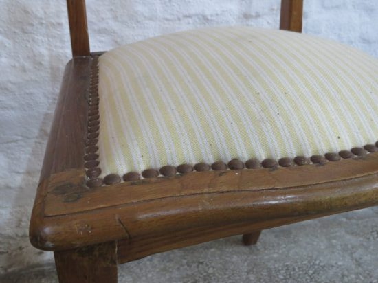 Lote: 84 - Lote: 84 - Silla de roble