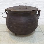 Lote: 75 - Lote: 75 - Olla de hierro