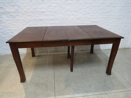 Lote: 115 - Lote: 115 - Comedor en roble