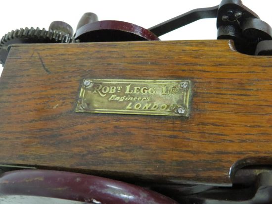 Lote: 150 - Lote: 150 - Picadora de tabaco