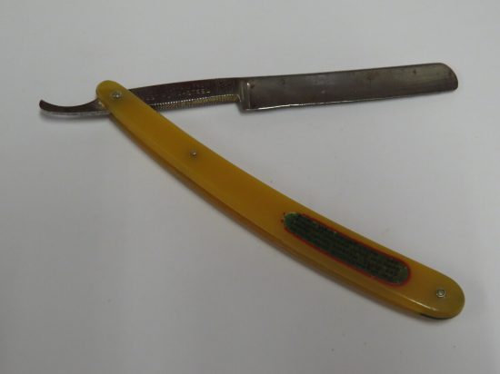 Lote: 54 - Lote: 54 - Navaja de barbero