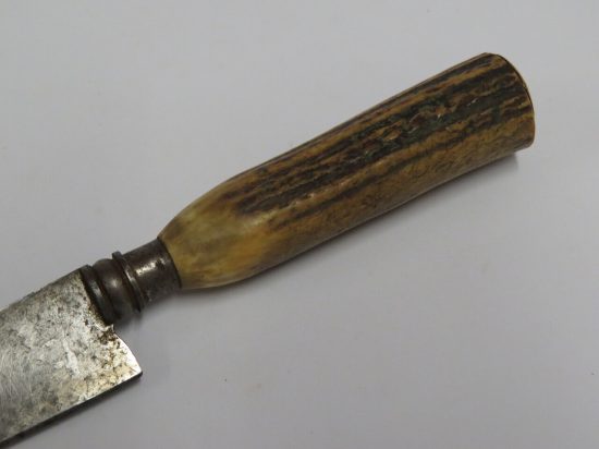 Lote: 76 - Lote: 76 - Cuchillo verijero