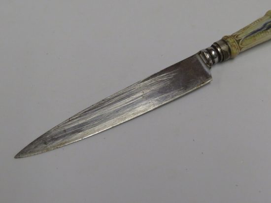Lote: 75 - Lote: 75 - Cuchillo verijero
