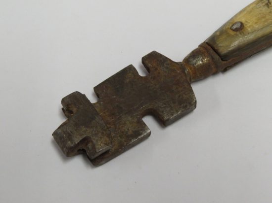Lote: 96 - Lote: 96 - Llave de alambrar