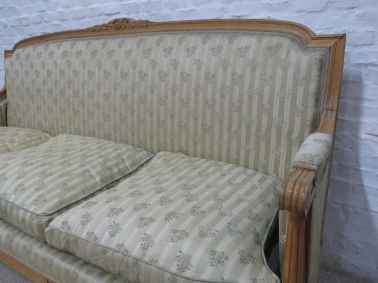 Lote: 178 - Lote: 178 - Sillón Luis XVI