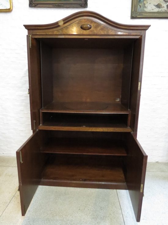Lote: 192 - Lote: 192 - Modular en raíz