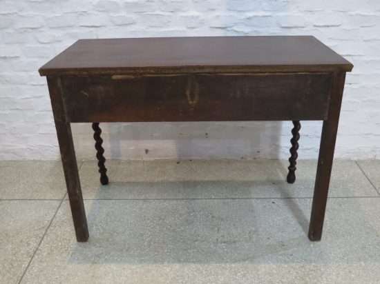 Lote: 154 - Lote: 154 - Mesa de arrime