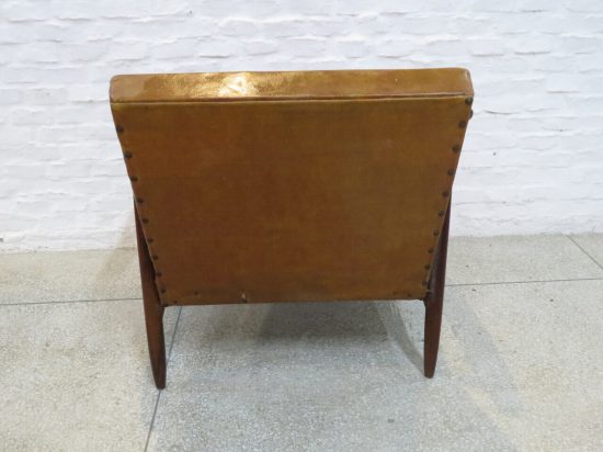 Lote: 173 - Lote: 173 - Sillón americano