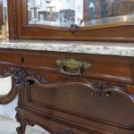 Lote: 190 - Lote: 190 - Vestidor estilo Luis XV