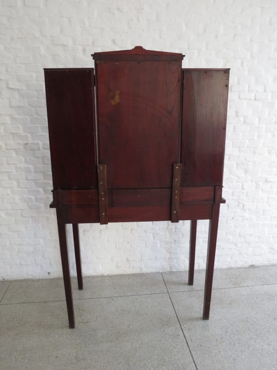 Lote: 142 - Lote: 142 - Toilette Ingles
