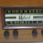 Lote: 112 - Lote: 112 - Radio a lámpara antigua