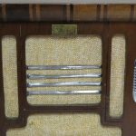 Lote: 116 - Lote: 116 - Radio a lámpara antigua