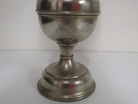 Lote: 78 - Lote: 78 - Lampara antigua con tulipa