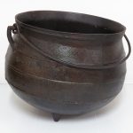 Lote: 106 - Lote: 106 - Olla hierro fundido