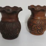 Lote: 2 - Lote: 2 - 2 floreros de cerámica