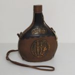 Lote: 17 - Lote: 17 - Botella forrada