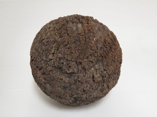 Lote: 92 - Lote: 92 - 2 bochas antiguas de madera
