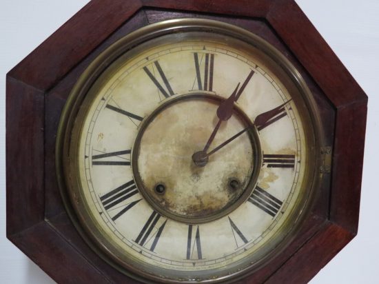 Lote: 103 - Lote: 103 - Reloj antiguo de pared