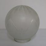 Lote: 64 - Lote: 64 - Tulipa globo esmerilada