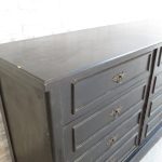Lote: 137 - Lote: 137 - Comoda en madera