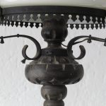 Lote: 73 - Lote: 73 - Artefacto de colgar con tulipa