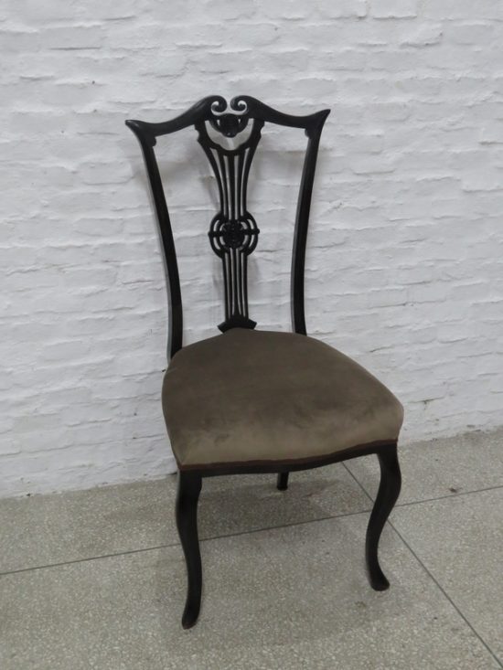 Lote: 56 - Lote: 56 - Silla estilo Danes