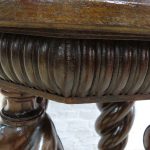 Lote: 48 - Lote: 48 - Mesa de sala estilo Jacobino