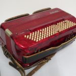 Lote: 30 - Lote: 30 - Acordeón a piano