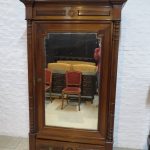 Lote: 88 - Lote: 88 - Ropero tipo español