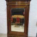 Lote: 88 - Lote: 88 - Ropero tipo español