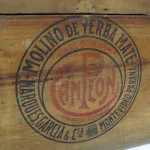 Lote: 22 - Lote: 22 - Caja de madera antigua
