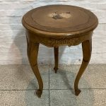 Lote: 37 - Lote: 37 - Mesa de sala Francesa