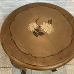Lote: 37 - Lote: 37 - Mesa de sala Francesa