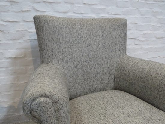 Lote: 58 - Lote: 58 - Sillón 1/2 punto