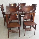 Lote: 97 - Lote: 97 - Comedor en roble