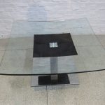 Lote: 47 - Lote: 47 - Mesa de sala