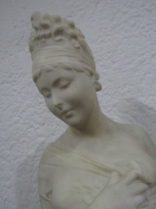 Lote: 33 - Lote: 33 - Busto de mármol 