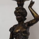 Lote: 32 - Lote: 32 - Par de lamparas en bronce