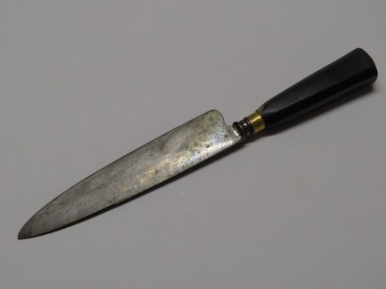 Lote: 122 - Lote: 122 - Cuchillo verijero